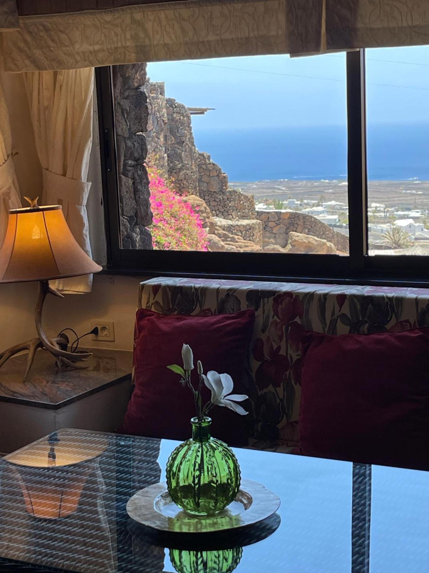 Castillo Lanzarote Villa Sophie - Luxury Villa -Sleep In A Volcanic Cave With Heated Pool Тиас Экстерьер фото