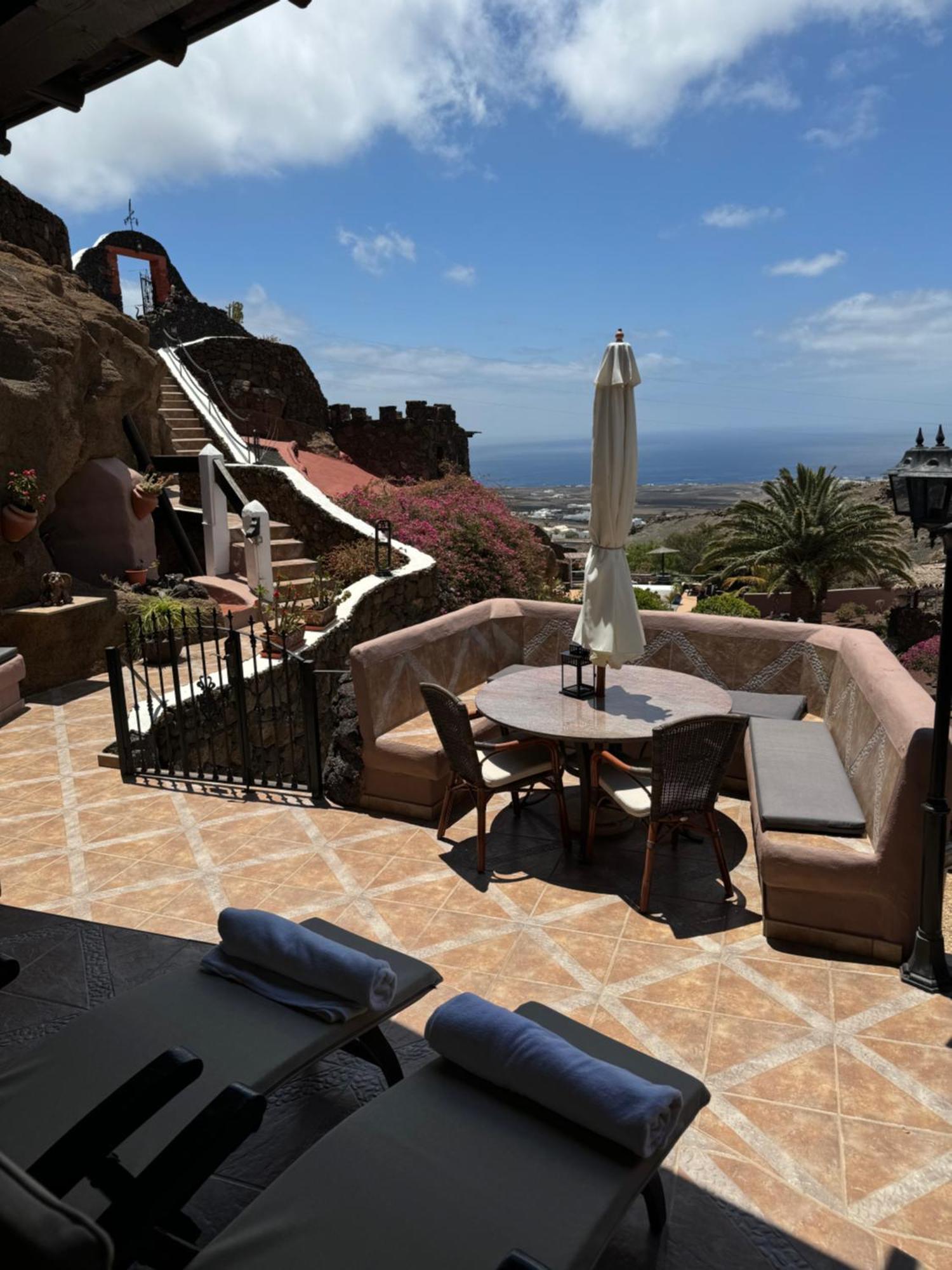Castillo Lanzarote Villa Sophie - Luxury Villa -Sleep In A Volcanic Cave With Heated Pool Тиас Экстерьер фото